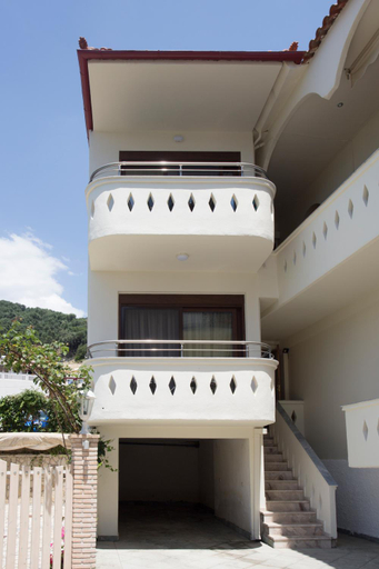 Others 5, Lina's Apartments, Epirus
