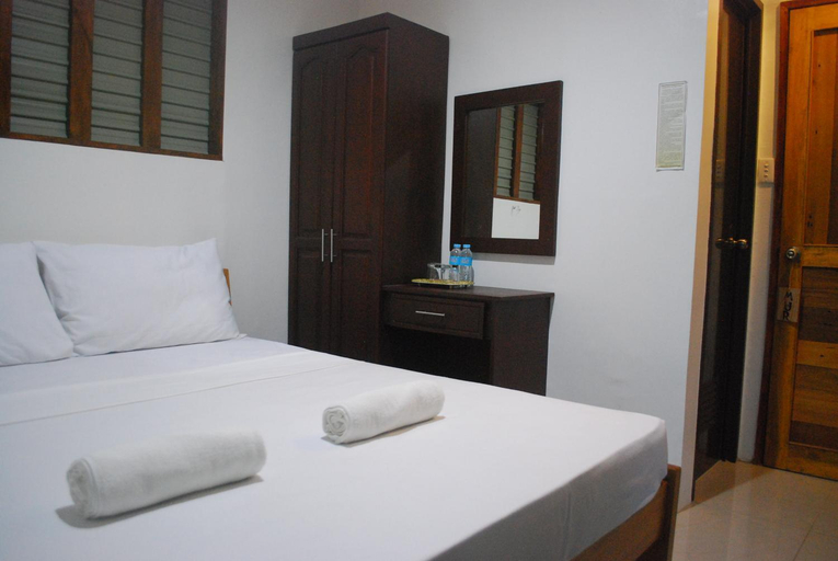 Bedroom, 13 Ways Room Rentals, Panglao