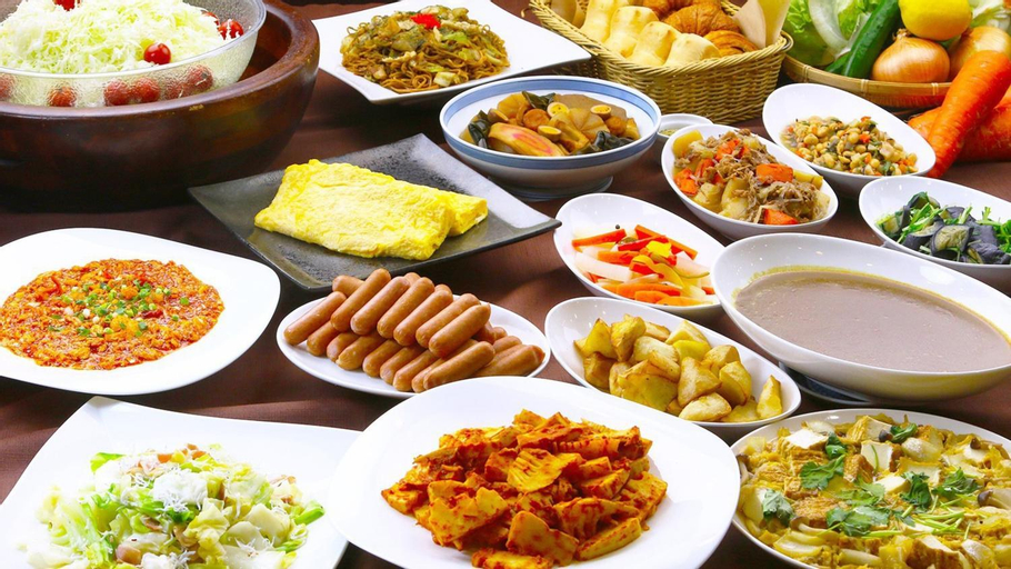 Food & Drinks 7