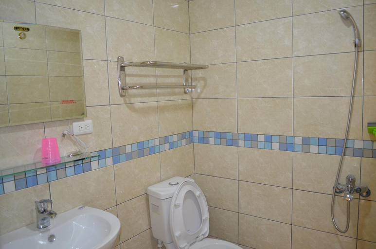 Bathroom 5, Hualien HOLO Hostel, Hualien