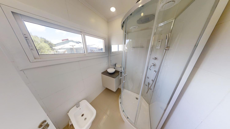Bathroom 3, Terrazas de la Viuda, n.a289