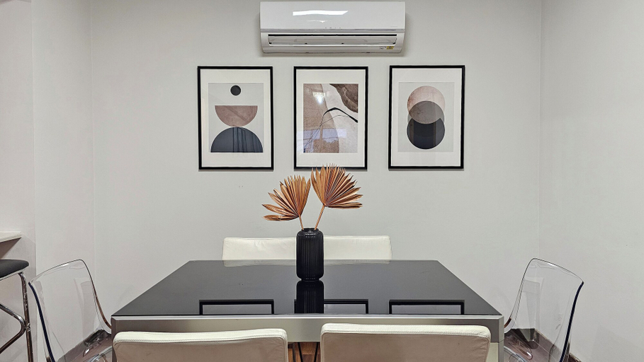 Others 4, Phaedrus Living Evergreen City Flat
