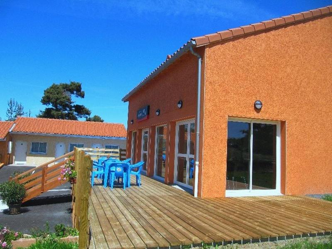 Others 5, Hotel Cantal Cottages, Cantal