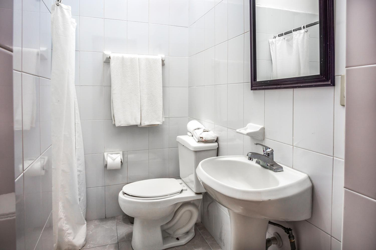 Bathroom 4, Hotel Urdiñola Saltillo, Saltillo
