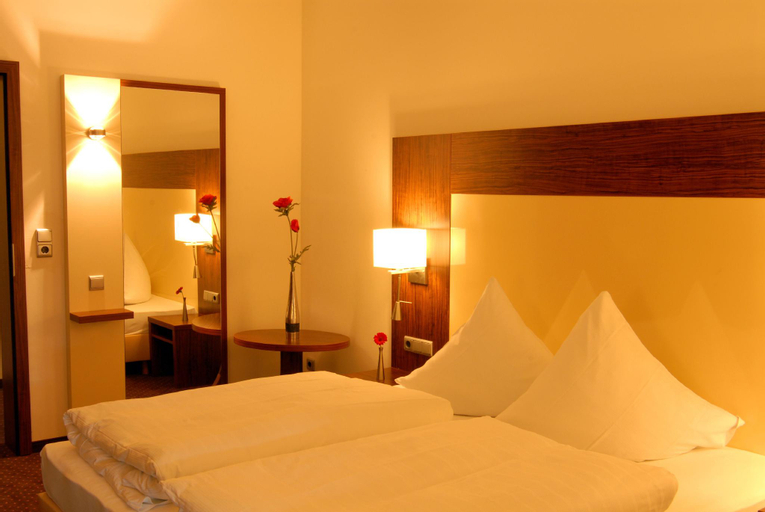 Bedroom 14