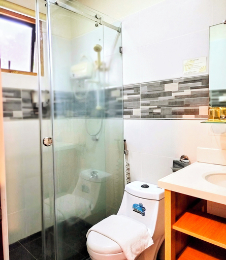 Bathroom 5, Pearl Vista de Coron Resort Hotel, Coron