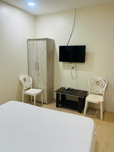 Others 4, Hotel VYS INN, Pune