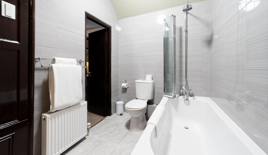 Bathroom 3, Glen Rothay, Cumbria
