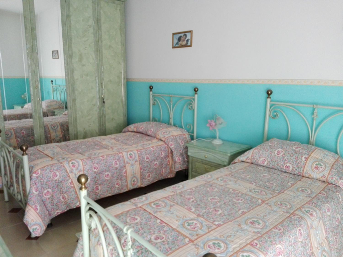 Others 5, B&B Lago Mulargia, Cagliari