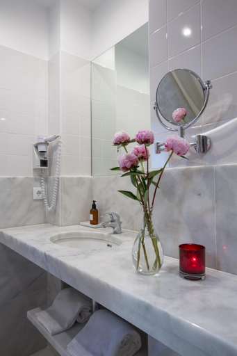 Bathroom 4
