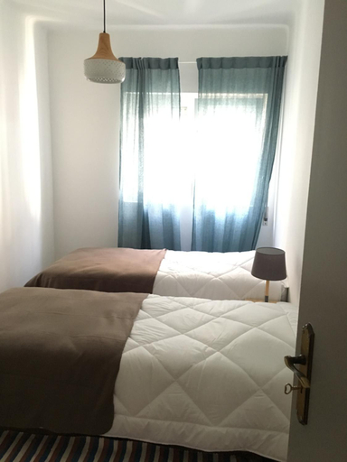 Bedroom 3, Eskama guest house, Esposende