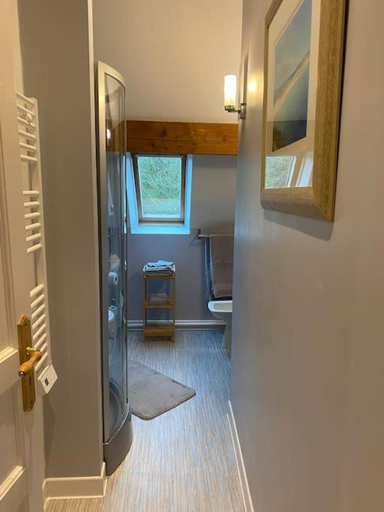 Others 4, Concombre Cottage, Orne