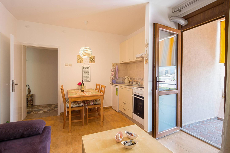 Facilities 3, Apartment Srdanovic