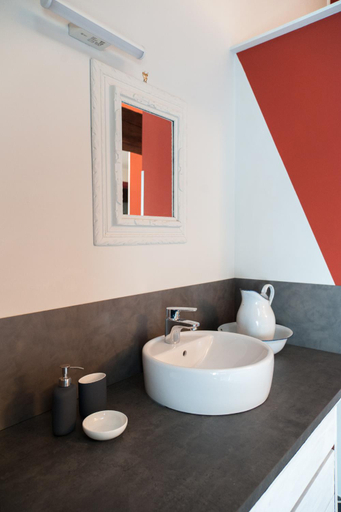 Bathroom 2, B&B MI Casa Tu Casa, Pavia