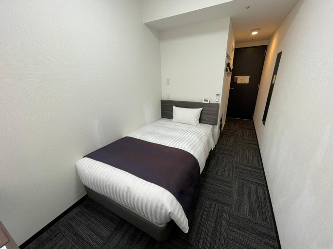 Bedroom 12