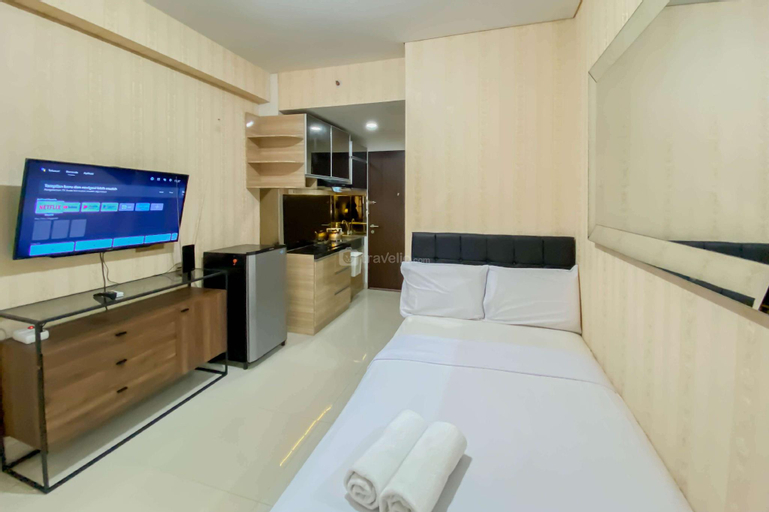 Strategic Studio Transpark Cibubur Apt By Travelio, Depok