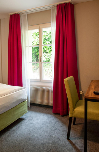 Bedroom 9
