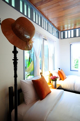 Bedroom 10