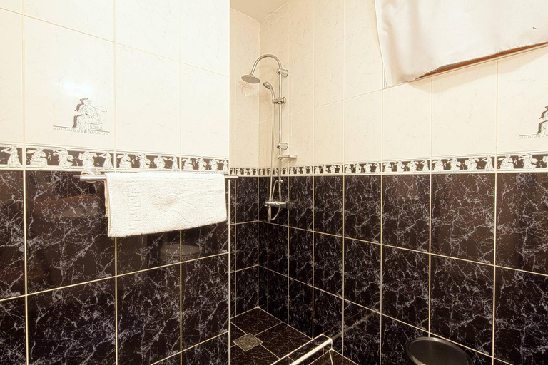 Bathroom 5, Apartment Srdanovic