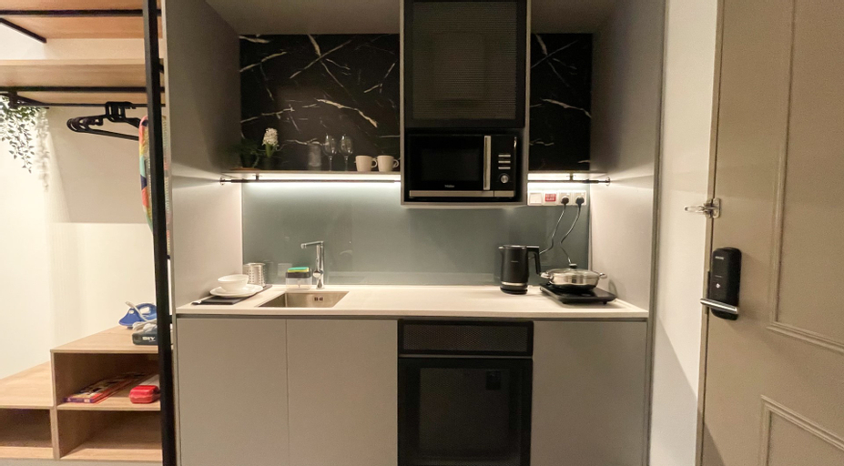 Dining Room 13