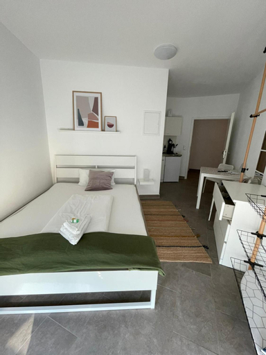Bedroom 14