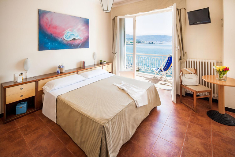 Bedroom 14