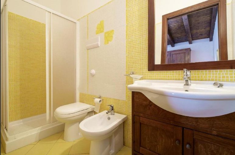 Bathroom 3, RUMAH SAYA, Palermo