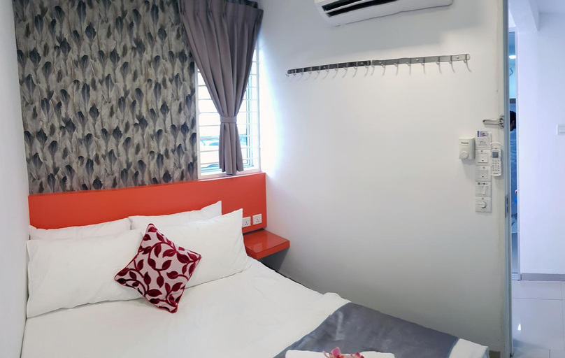 Bedroom 12