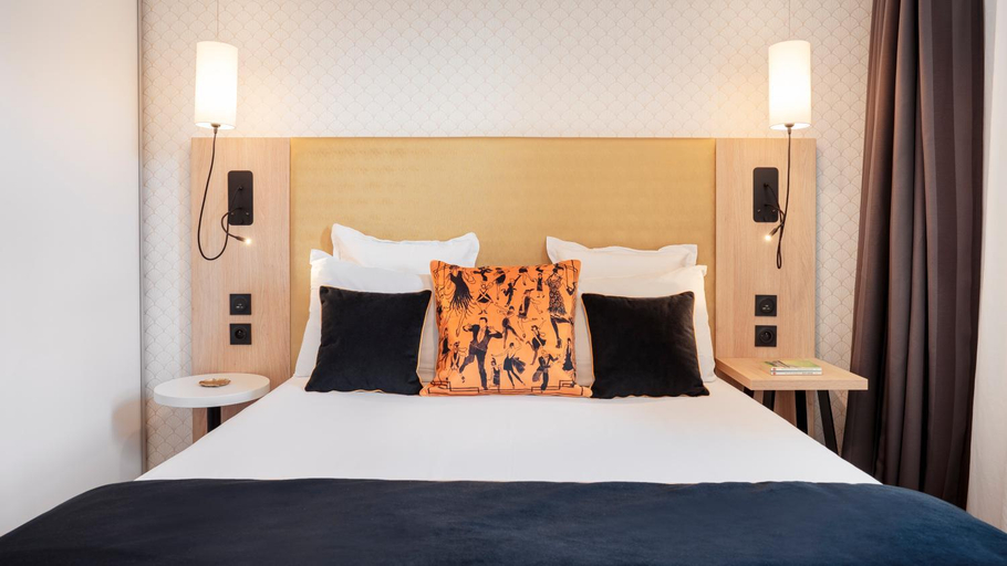 Bedroom 3, Sejours and Affaires Rive Gauche Aparthotel, Seine-et-Marne