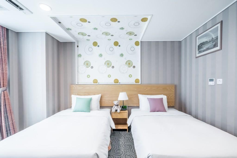 Bedroom 7
