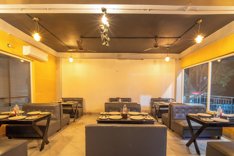 Food & Drinks 5, Maple Hill Resort , Garhwal