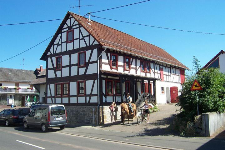 Others 3, Hestavin Bed & Breakfast, Gießen