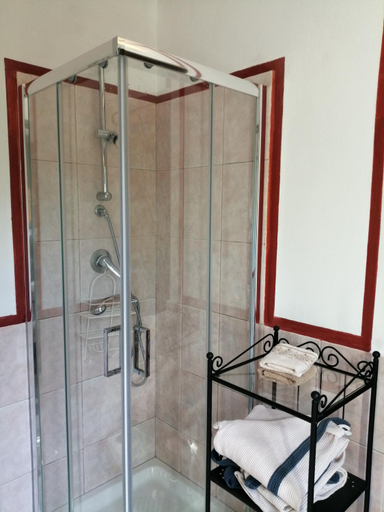 Bathroom 3, Locanda D'Ogliastra, Ogliastra