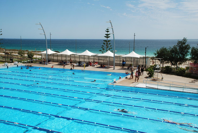 Sport & Beauty 2, Scarborough Apartment, Stirling