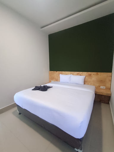 Bedroom 4, D'Hills Hotel Syariah, Bukittinggi