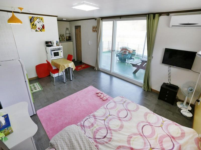 Others 2, Yangpyeong Haru Pension, Hongcheon