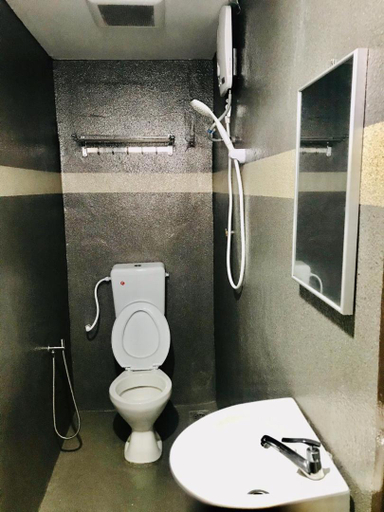 Bathroom 7