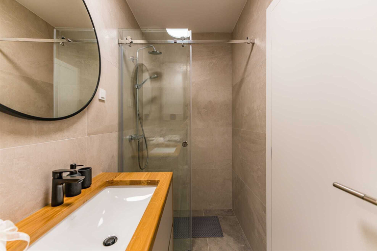 Bathroom 4, Apartment Leonarda, Zadar