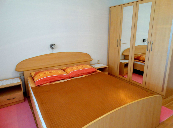 Bedroom 2, Warm and Welcoming Apartments With Sea View, Crikvenica