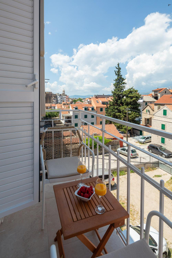 Others 5, Luxury rooms Le Prestige Few Minutes from Split's Iconic Waterfront, Split