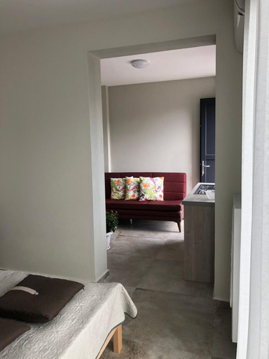 Others 2, Filos Suites, East Macedonia and Thrace
