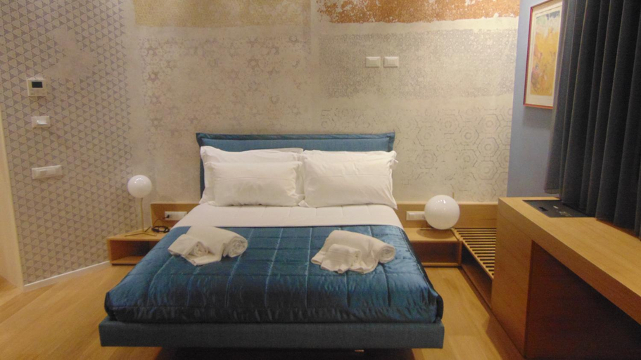 Others 5, MaisonSilvi', Matera