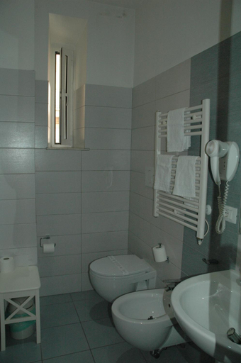 Others 5, Morfeo Suite, Rome