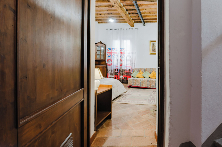 Others 5, Borgo Antico Residence, Florence