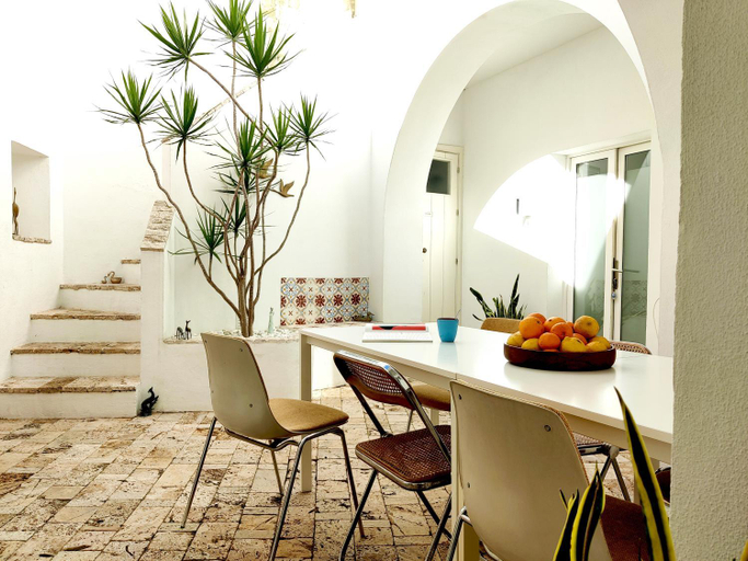 Others 5, Riad Vejerisimo - Unique private patio house 8 pers, Cádiz