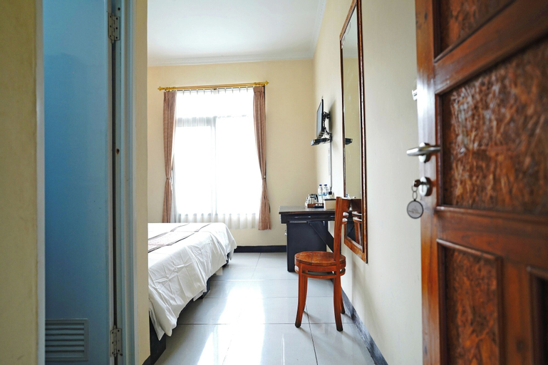 Bedroom 30