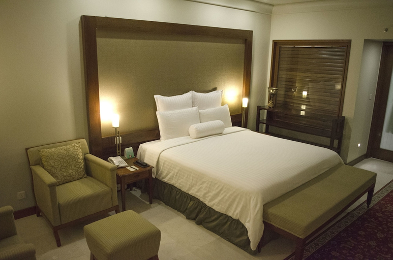 Bedroom 2, Zaver Pearl Continental Hotel Gwadar, Makran