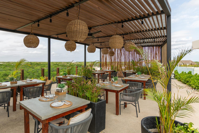Food & Drinks, Mistiq Gardens, Cozumel