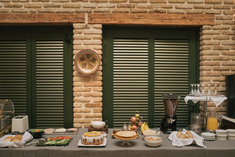 Food & Drinks 5, Byzantino, West Greece