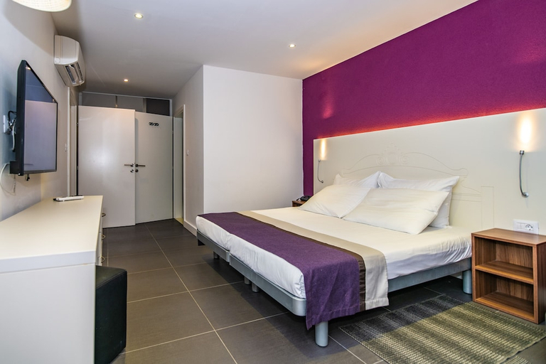 Bedroom 3, Park Plaza Verudela Pula, Pula